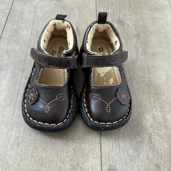 OshKosh B'gosh Other - VTG OshKosh B’Gosh Genuine Mary Janes Floral Baby Girl 4M